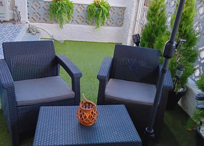 Cozy Bungalow In Urb La Marina With Shared Pool