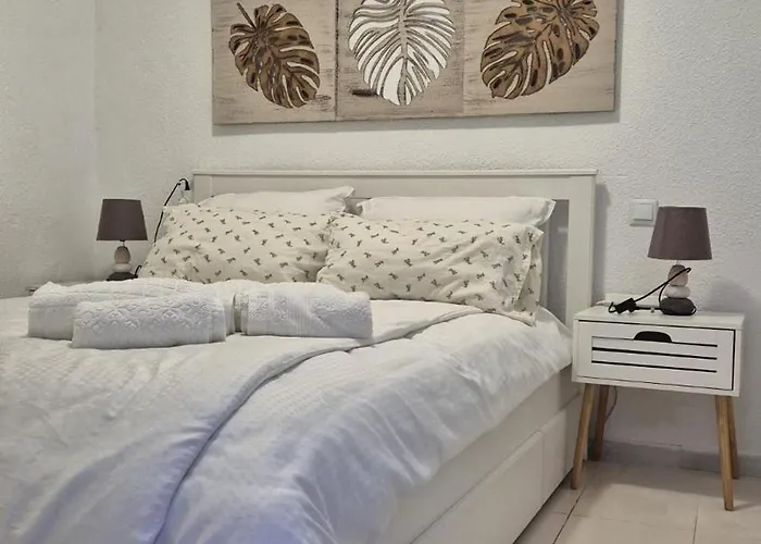 Cozy Bungalow In Urb La Marina With Shared Pool