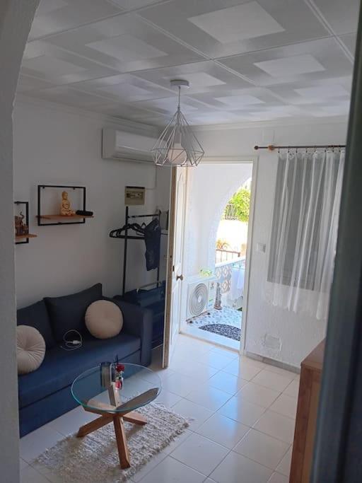 Cozy In Urb La Marina With Shared Pool Vakantiehuis