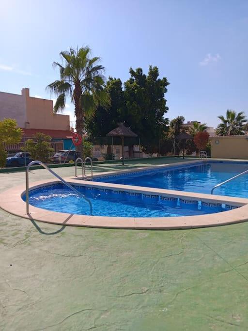 Cozy In Urb La Marina With Shared Pool *